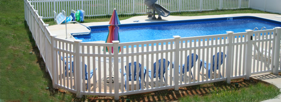 Vinyl-Picket-Pool-Fence